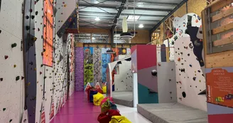 325jumpStreetSALLE 325jumpStreetSALLE